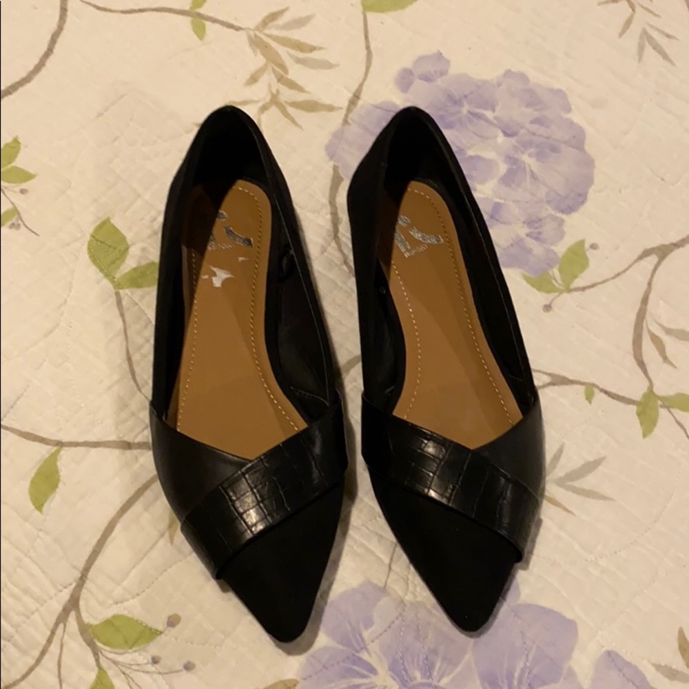 Super Cute Black Flats!